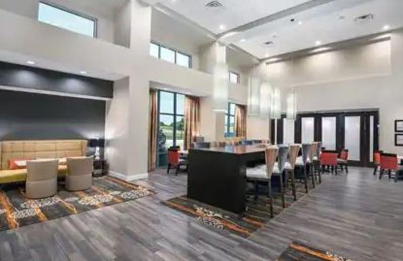 Hampton Inn & Suites San Antonio Brooks City Base, Tx Exterior photo